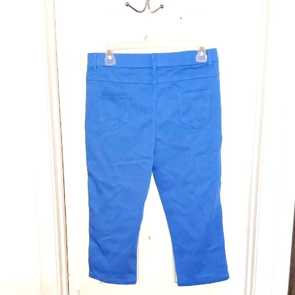 Capri stretch fit - Picture 6 of 9